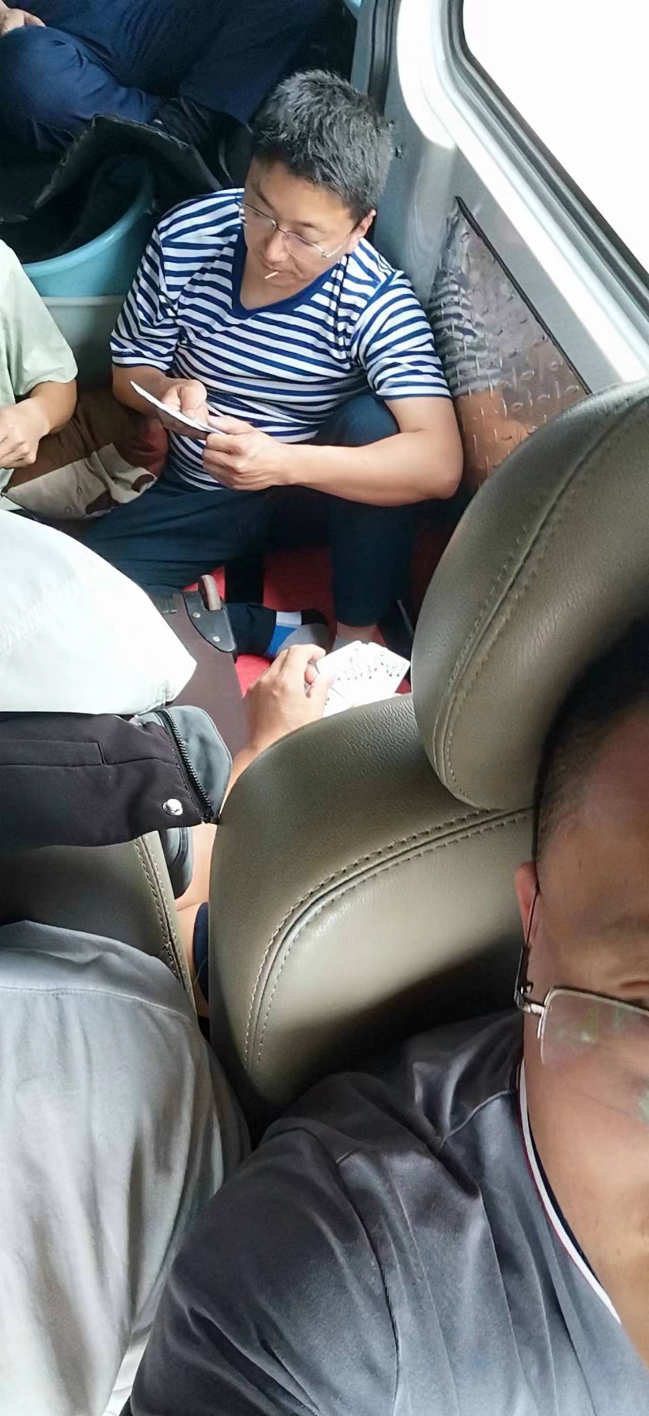 永勝精神,此次在舟山工程隊(duì)得到了完美體現(xiàn)(圖2) a875d4fbb9d87ede34fcd871f30a203.jpg